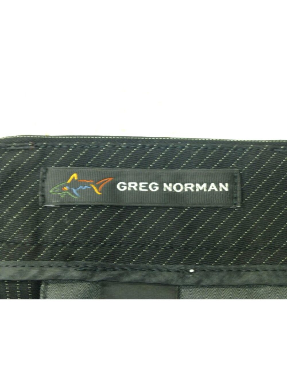 Greg Norman Mens Black Pinstriped Golf Shorts W40 Polyester Blend - Picture 4 of 9